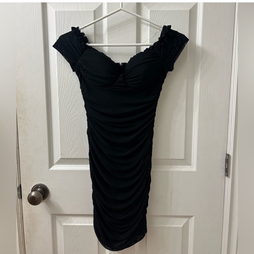 Envy & grace brand new formal dress stylish and classy size small